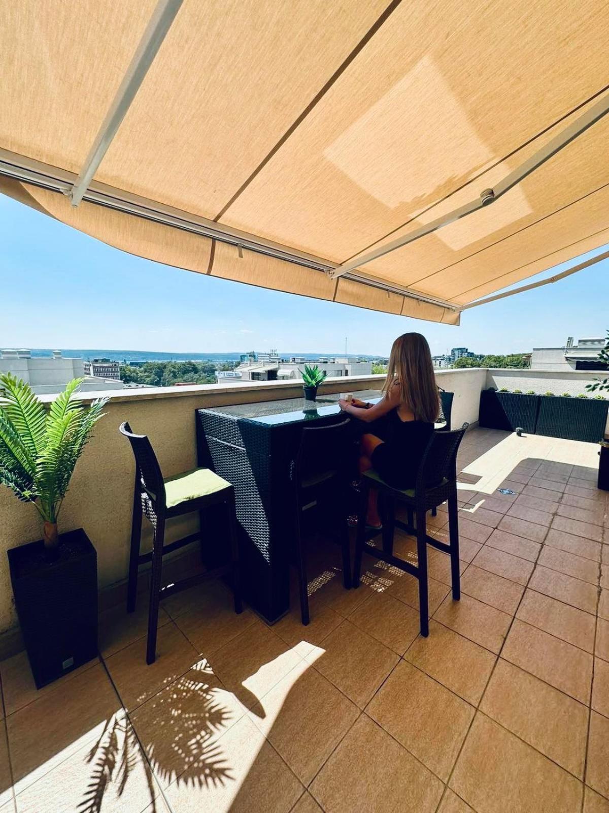 Spacious Prestige Penthouse Varna Exterior foto